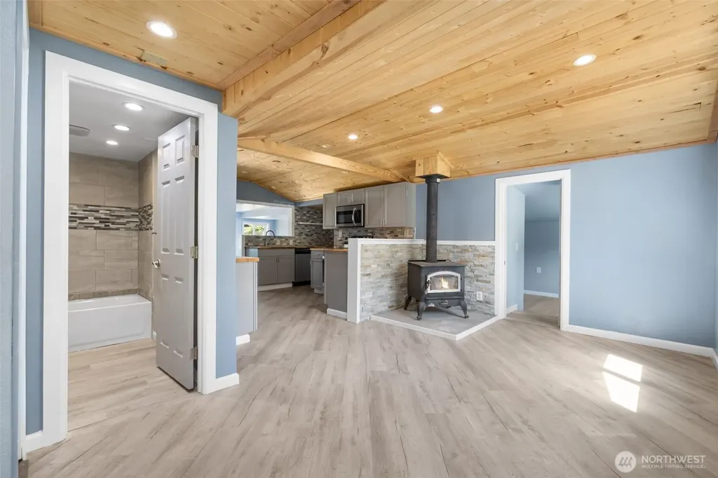 4603 SE Horstman Road Port Orchard WA 98366