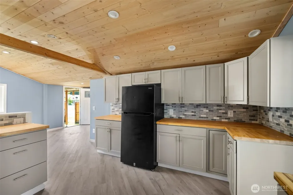 4603 SE Horstman Road Port Orchard WA 98366
