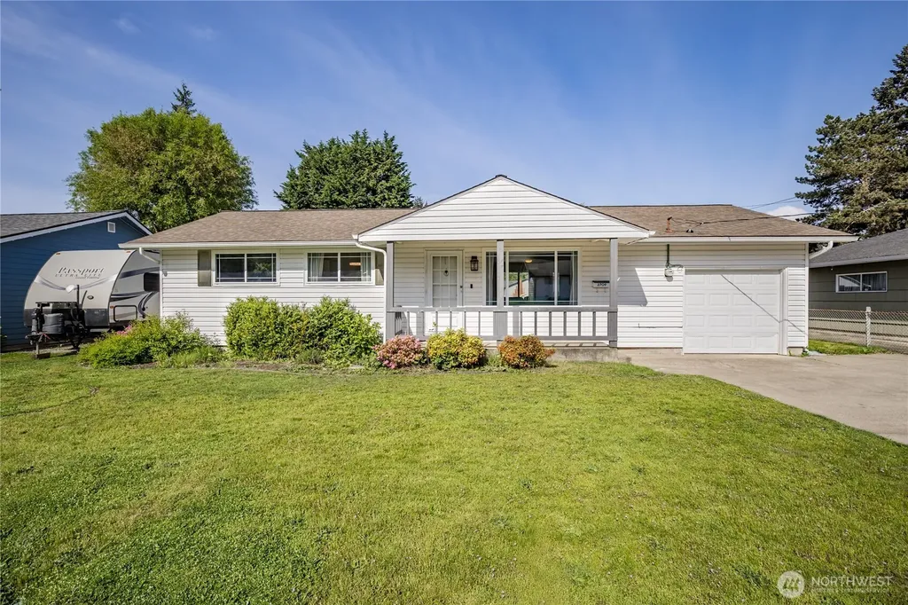 2709 R Street SE Auburn WA 98002