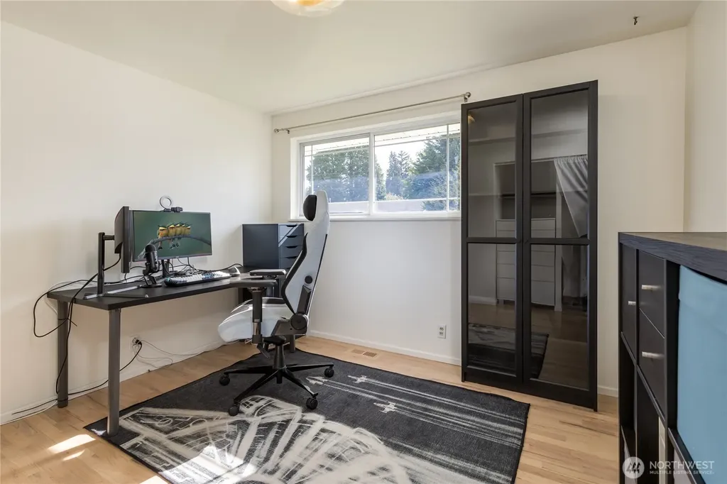 2709 R Street SE Auburn WA 98002