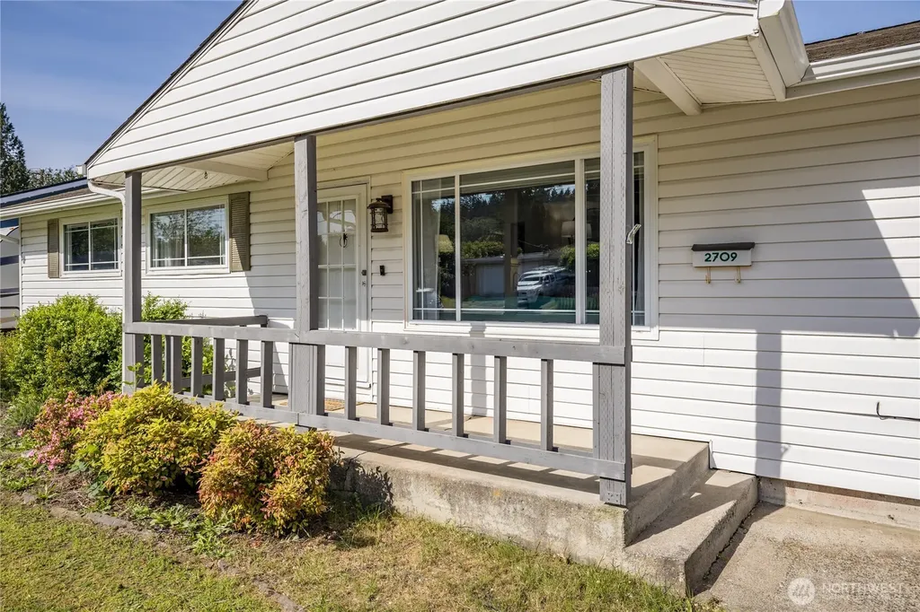 2709 R Street SE Auburn WA 98002