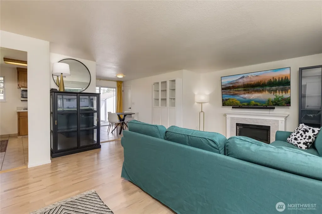 2709 R Street SE Auburn WA 98002
