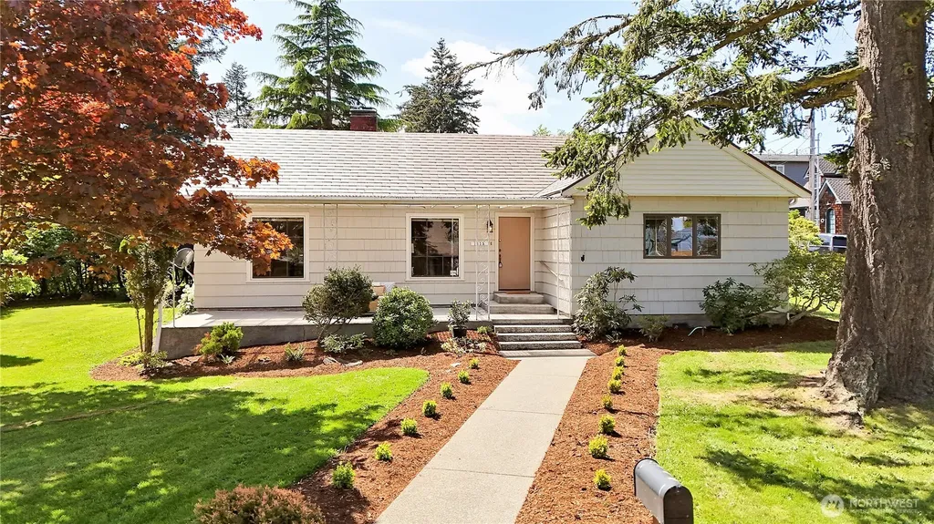 1635 Madison Port Townsend WA 98368