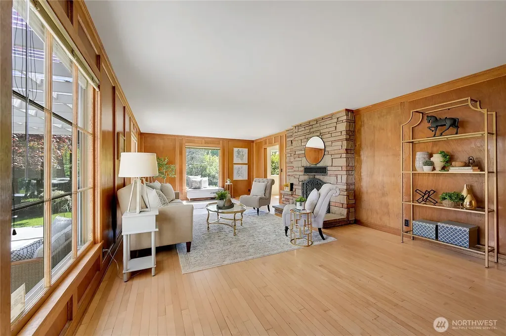 1635 Madison Port Townsend WA 98368