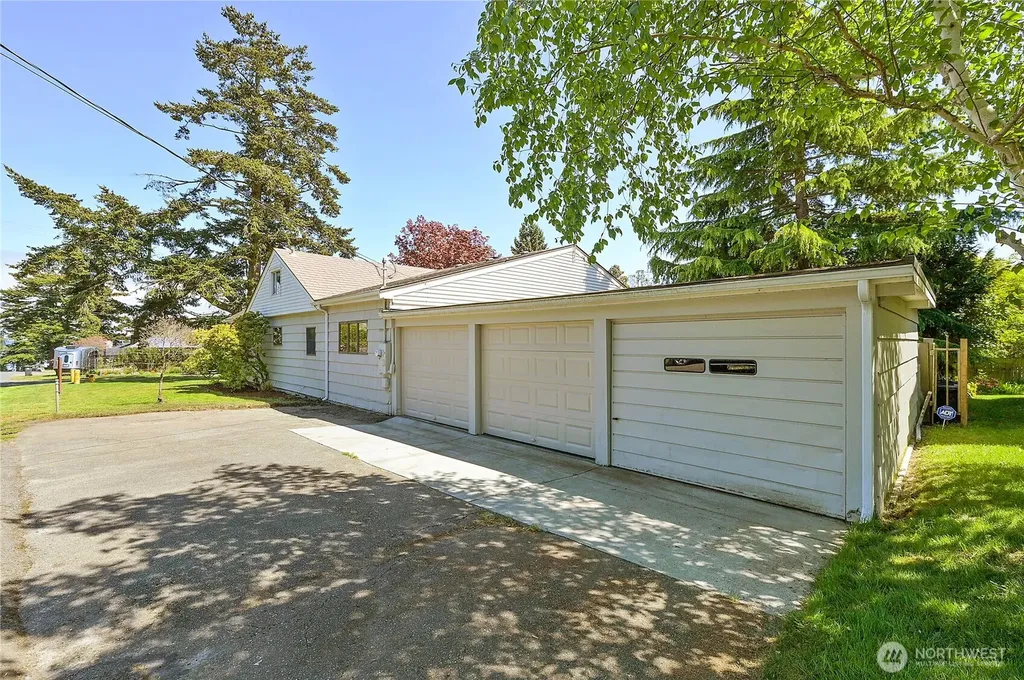 1635 Madison Port Townsend WA 98368