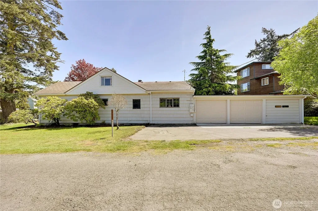 1635 Madison Port Townsend WA 98368