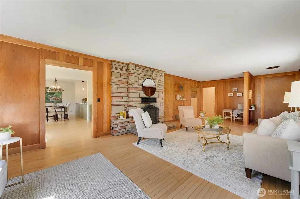 1635 Madison Port Townsend WA 98368
