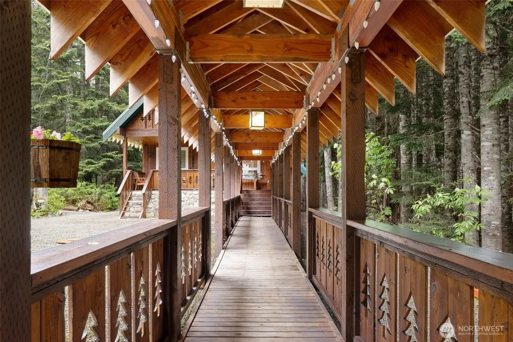 670 Yellowstone Snoqualmie Pass WA 98068