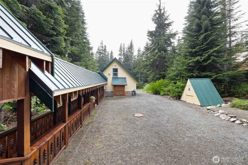 670 Yellowstone Snoqualmie Pass WA 98068