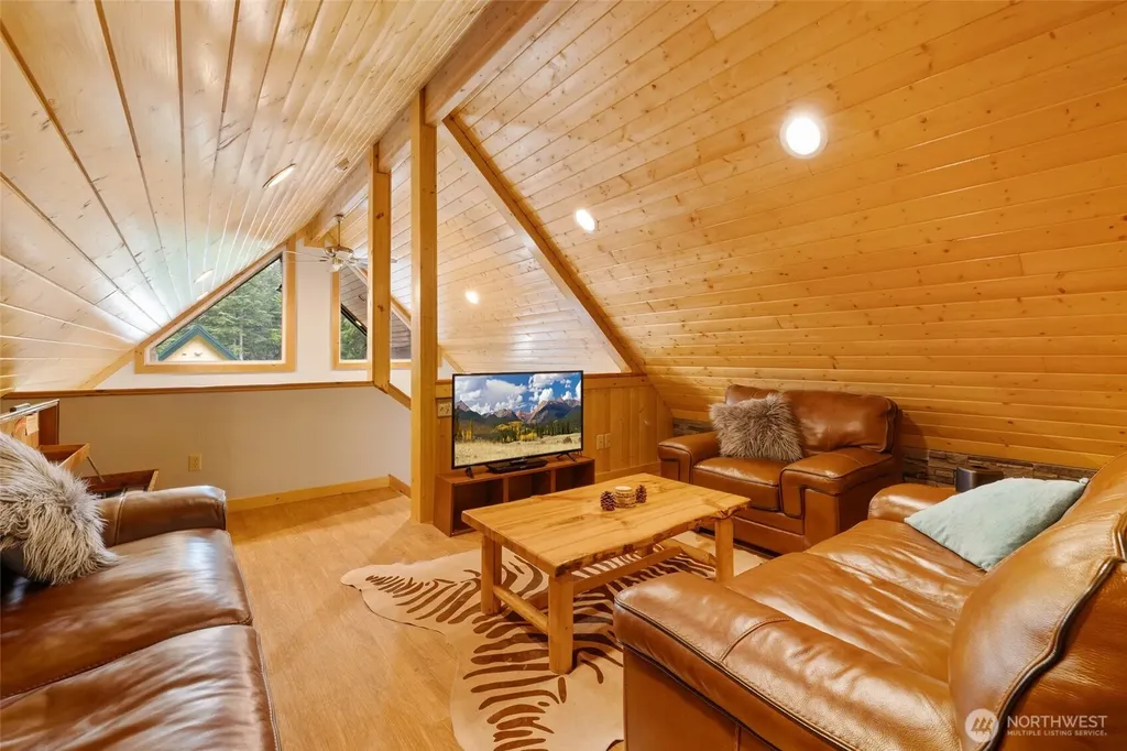 670 Yellowstone Snoqualmie Pass WA 98068