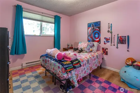 1986 Peacock Lane Oak Harbor WA 98277