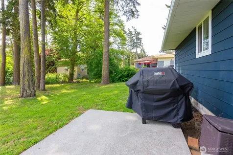 1986 Peacock Lane Oak Harbor WA 98277
