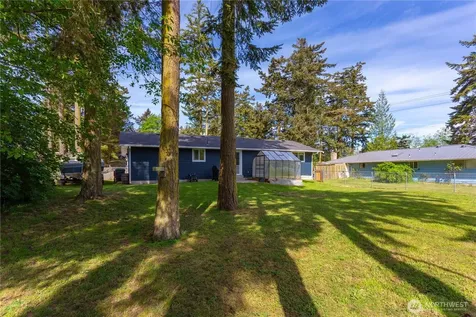 1986 Peacock Lane Oak Harbor WA 98277