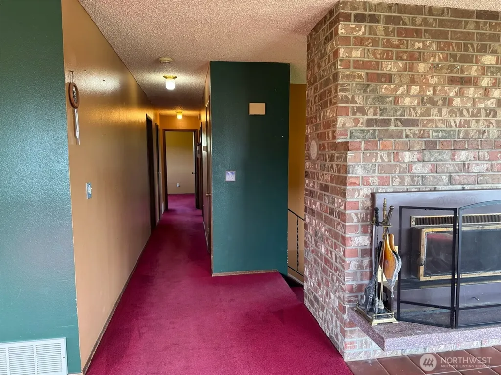 46 Cliff Robinson Lane Sequim WA 98382