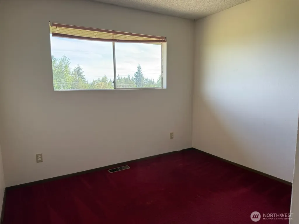 46 Cliff Robinson Lane Sequim WA 98382