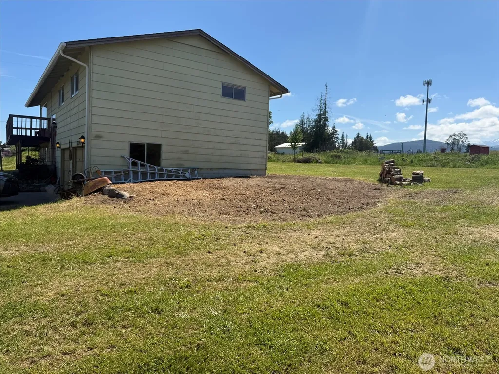 46 Cliff Robinson Lane Sequim WA 98382