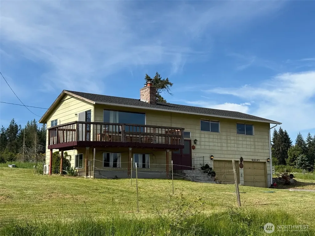 46 Cliff Robinson Lane Sequim WA 98382
