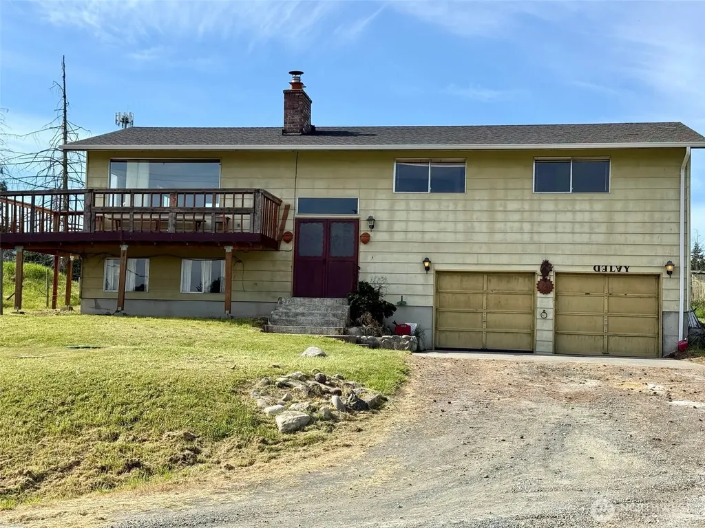 46 Cliff Robinson Lane Sequim WA 98382