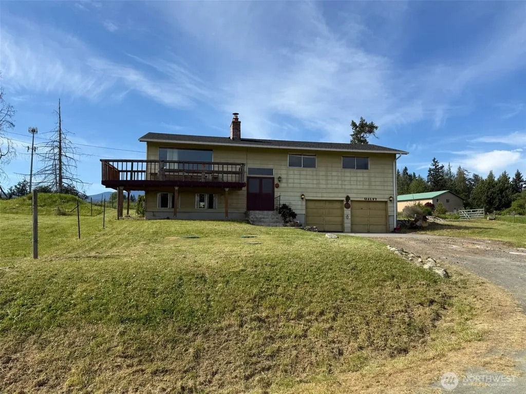 46 Cliff Robinson Lane Sequim WA 98382