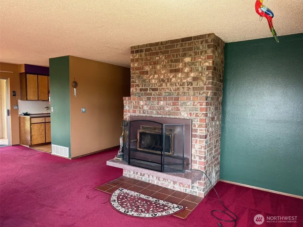 46 Cliff Robinson Lane Sequim WA 98382
