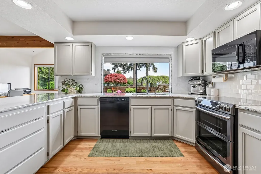 32728 110th Avenue SE Auburn WA 98092