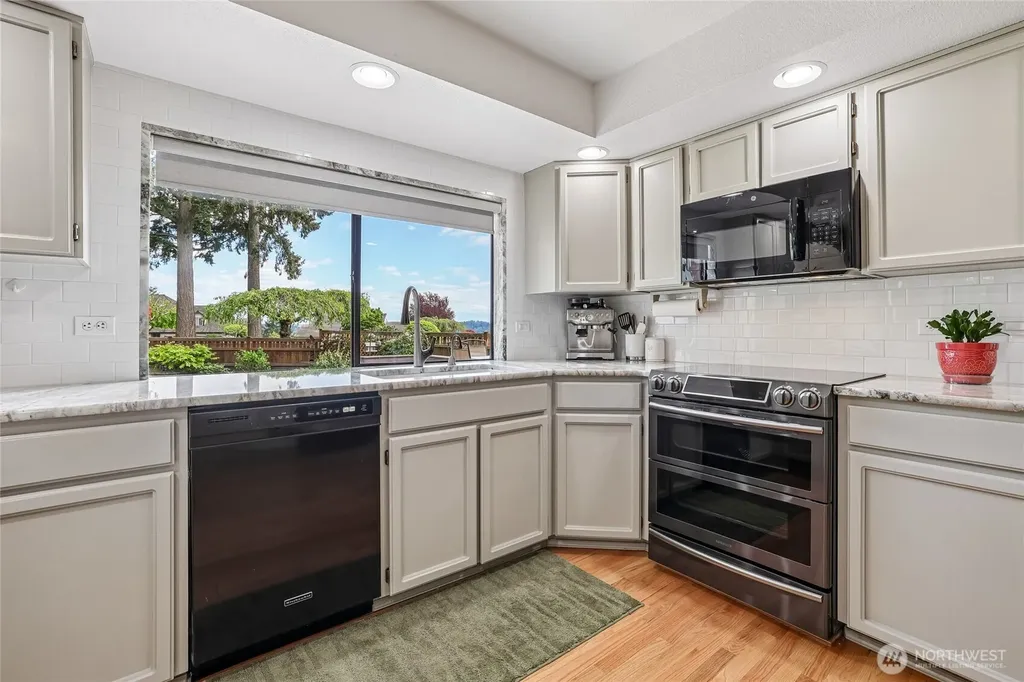 32728 110th Avenue SE Auburn WA 98092