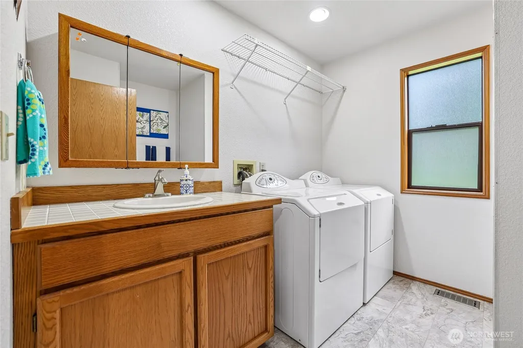 32728 110th Avenue SE Auburn WA 98092