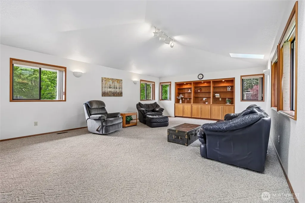 32728 110th Avenue SE Auburn WA 98092