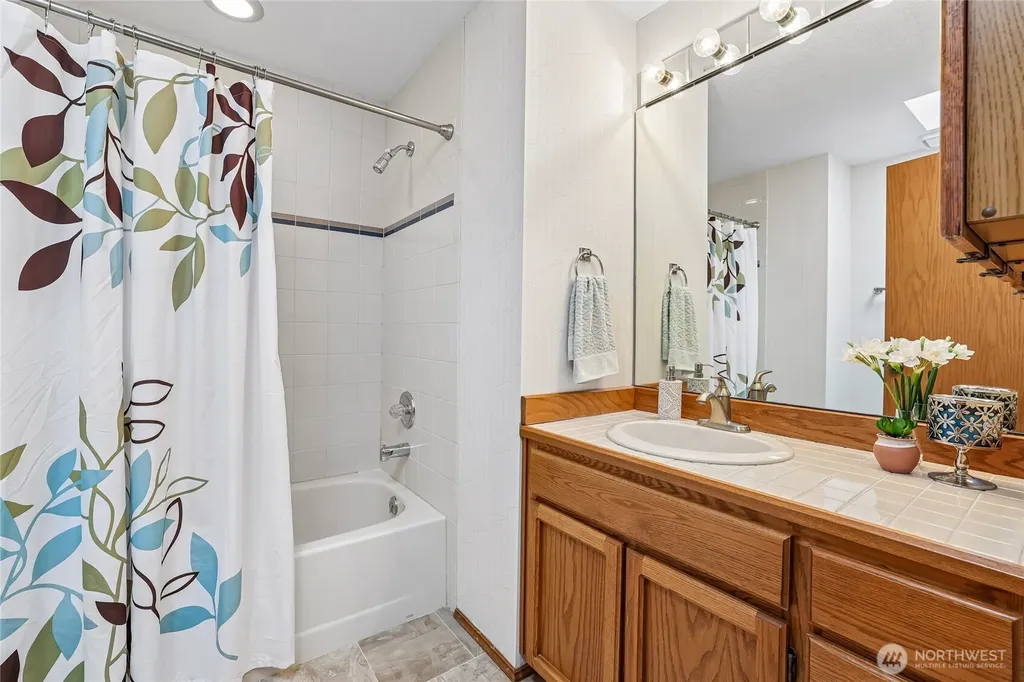 32728 110th Avenue SE Auburn WA 98092