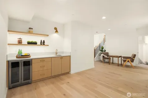 11315 113th Place NE Kirkland WA 98033