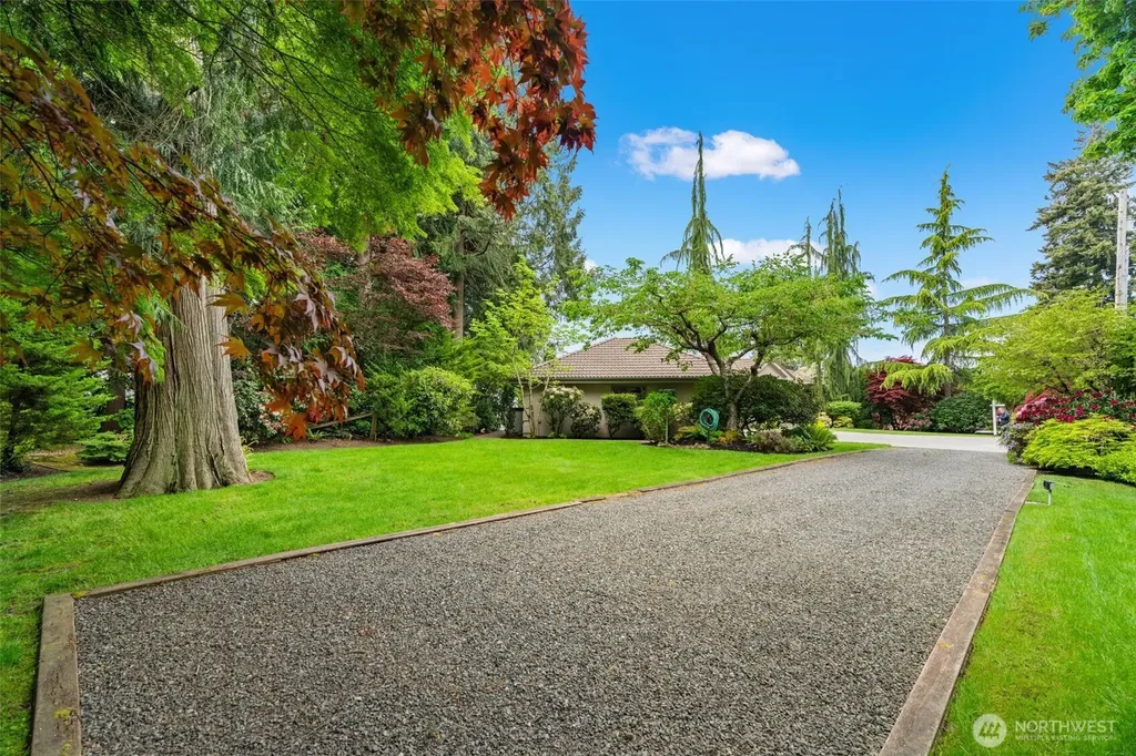 19314 94th Avenue W Edmonds WA 98020