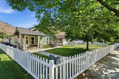 319 Cottage Avenue Cashmere WA 98815
