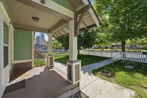 319 Cottage Avenue Cashmere WA 98815