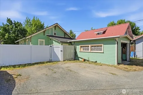 319 Cottage Avenue Cashmere WA 98815