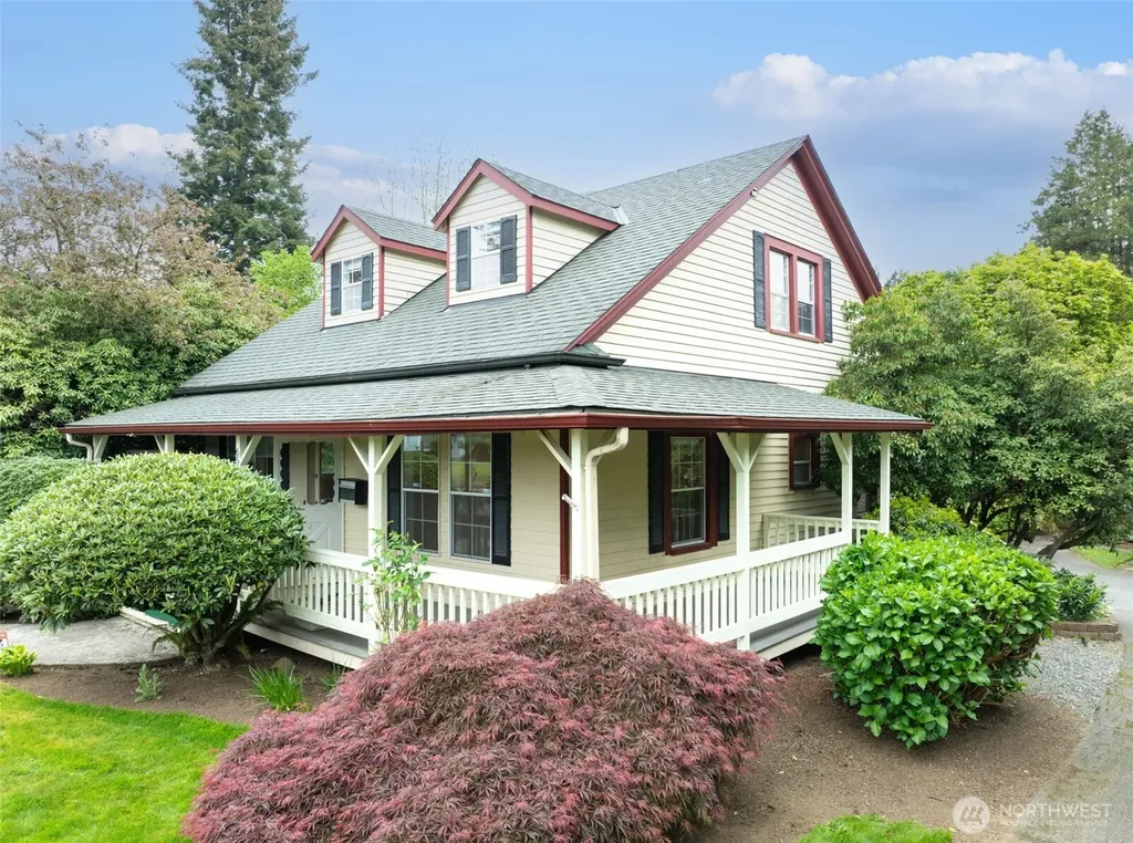 654 W Main Street Monroe WA 98272