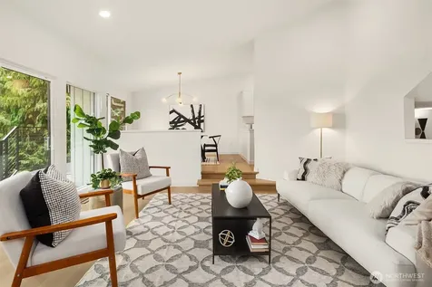 14214 Westwood Place NE Seattle WA 98125