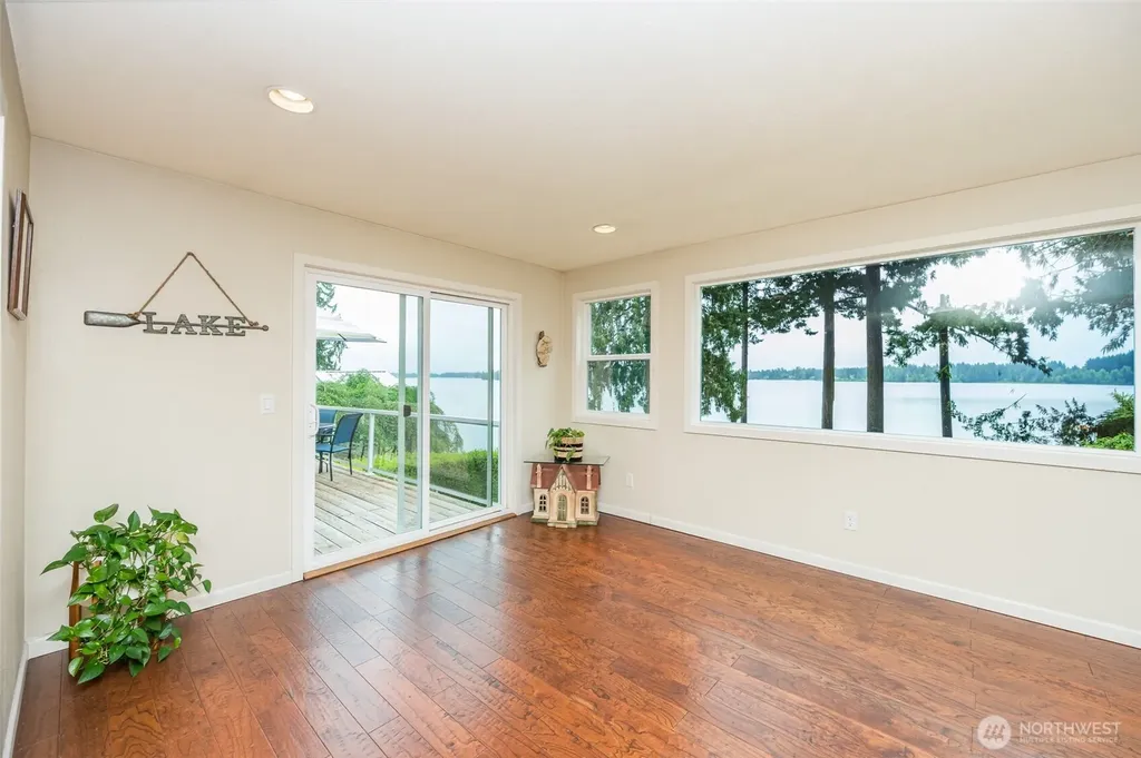 18816 51st Street E Lake Tapps WA 98391
