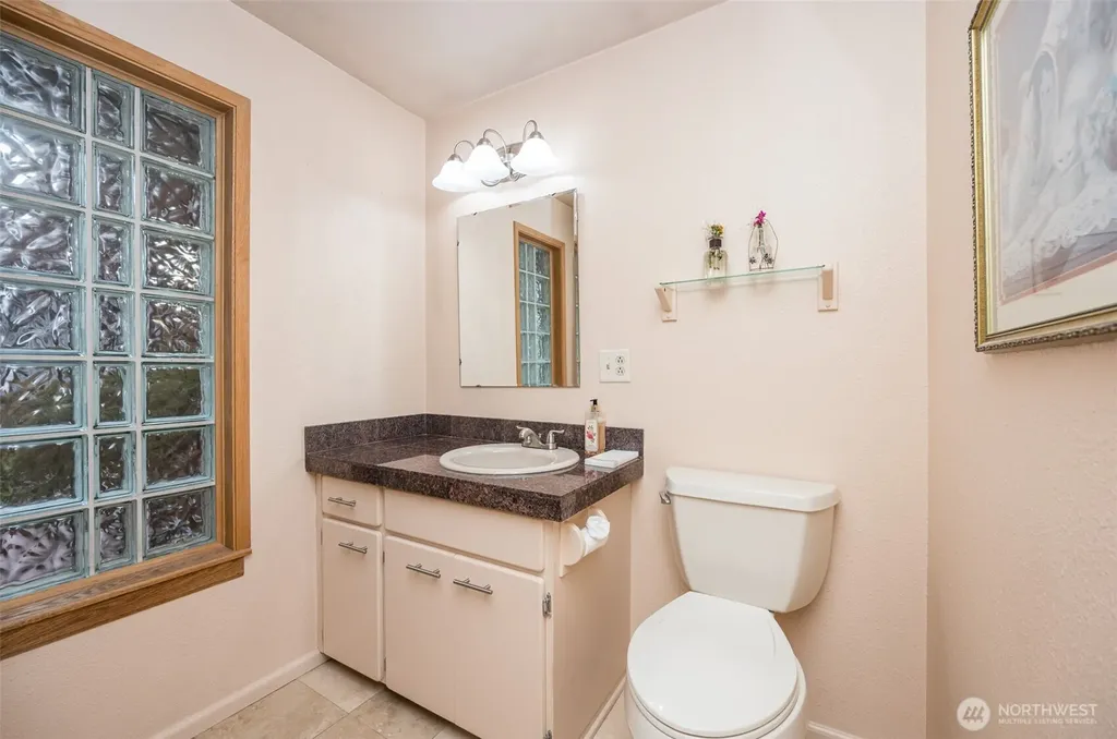 18816 51st Street E Lake Tapps WA 98391