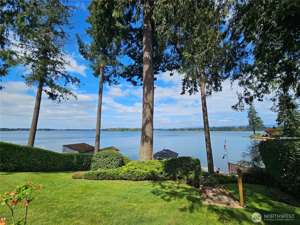 18816 51st Street E Lake Tapps WA 98391