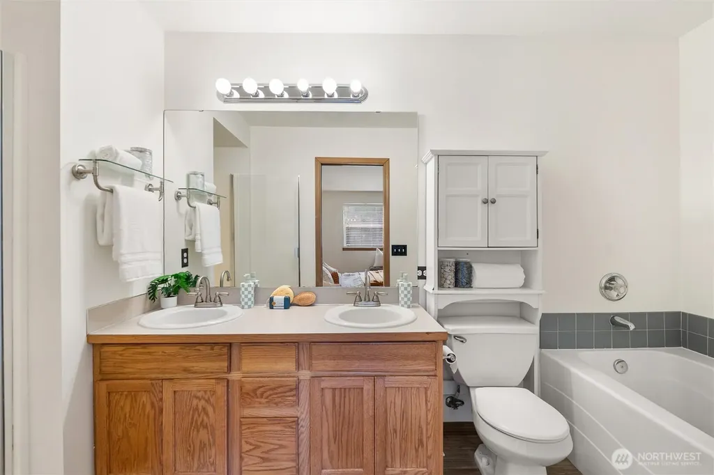 6307 297th Street Ct S Roy WA 98580