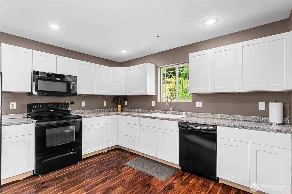 1405 Bellevue Avenue Aberdeen WA 98520