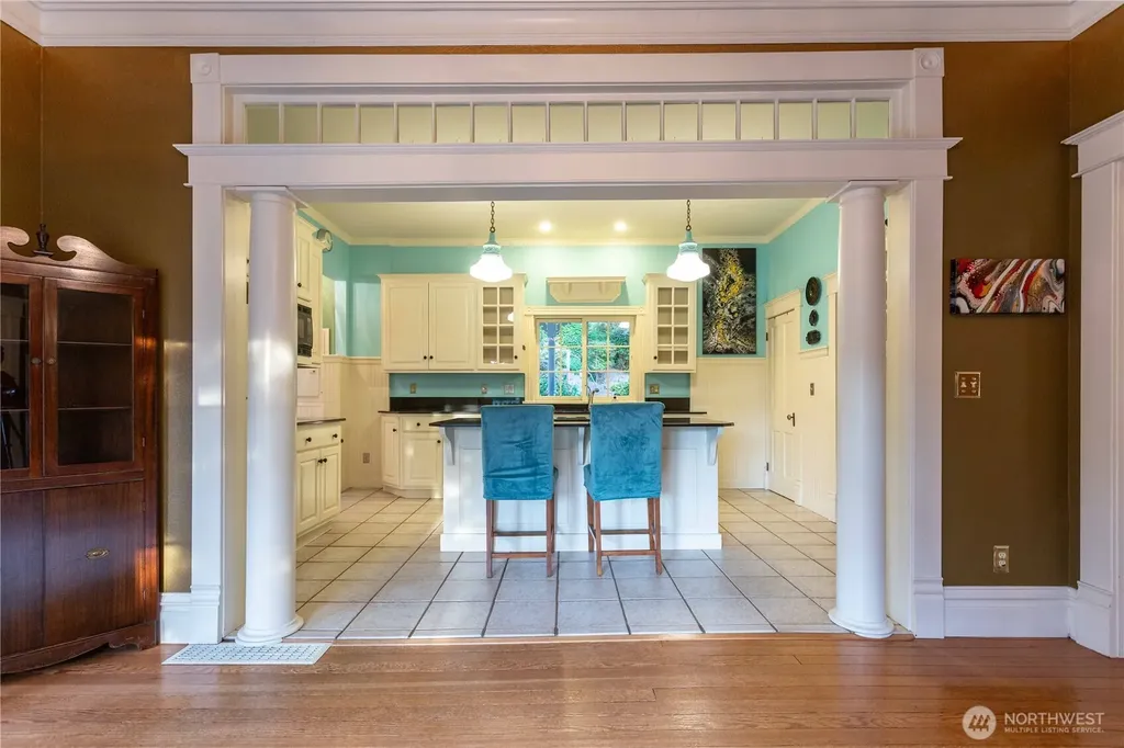 405 S 7th Mount Vernon WA 98274
