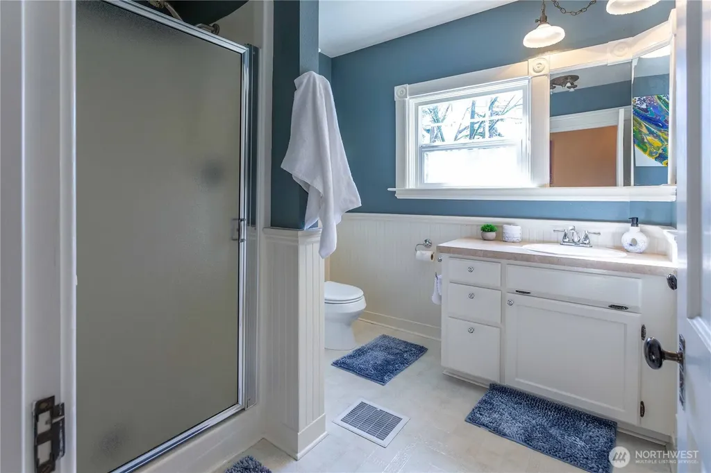 405 S 7th Mount Vernon WA 98274