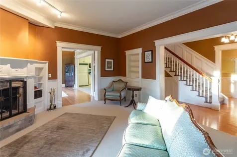 405 S 7th Mount Vernon WA 98274