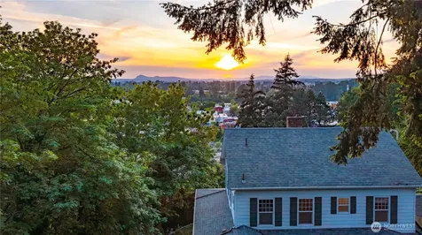405 S 7th Mount Vernon WA 98274