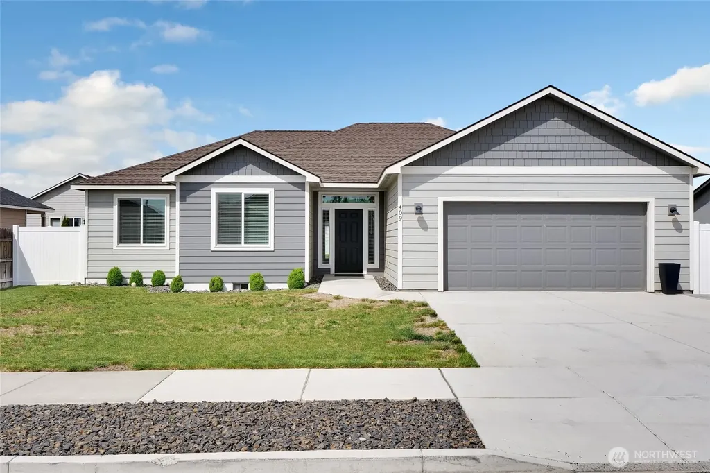 409 S Trillium Moses Lake WA 98837