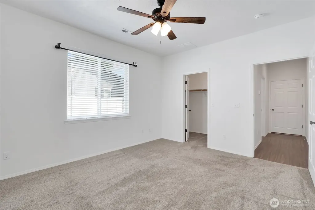 409 S Trillium Moses Lake WA 98837