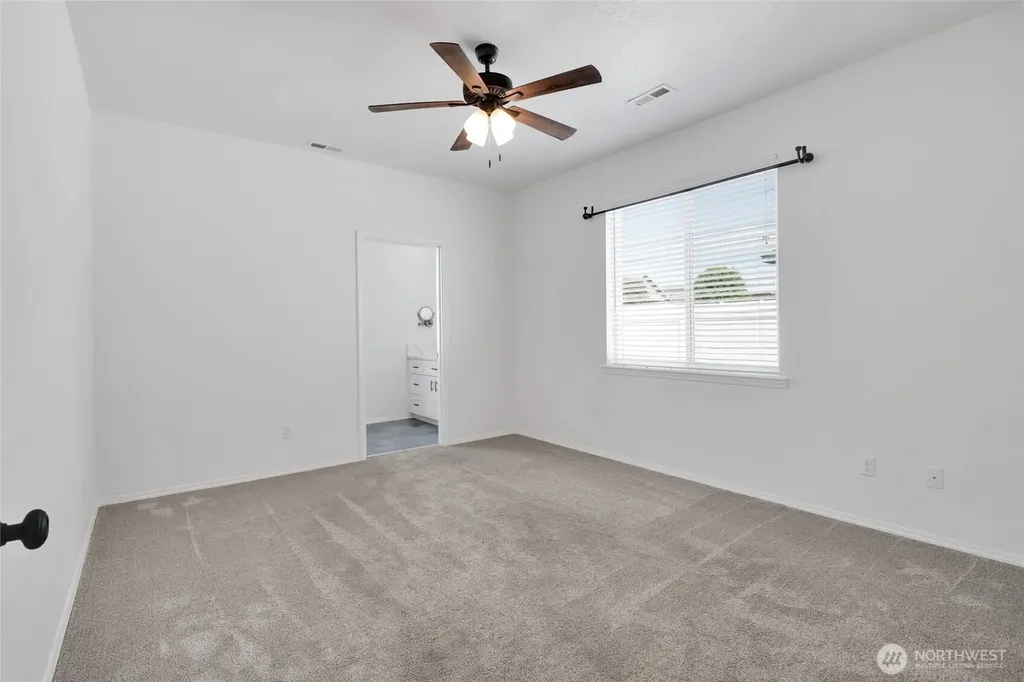 409 S Trillium Moses Lake WA 98837