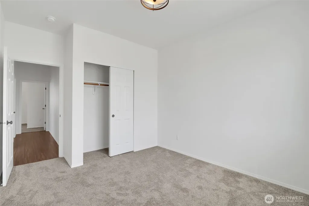 409 S Trillium Moses Lake WA 98837