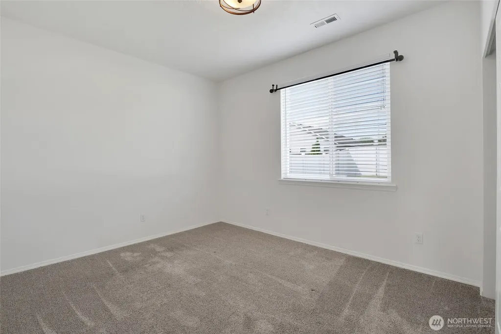 409 S Trillium Moses Lake WA 98837